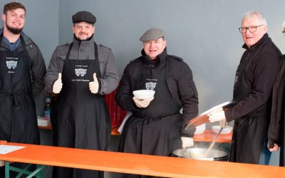 Suppenverkauf am Weihnachtsmarkt